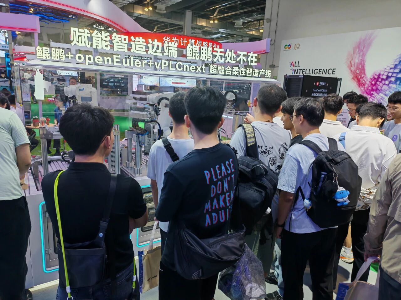 Öйú×ðÁú¼¯ÍÅ