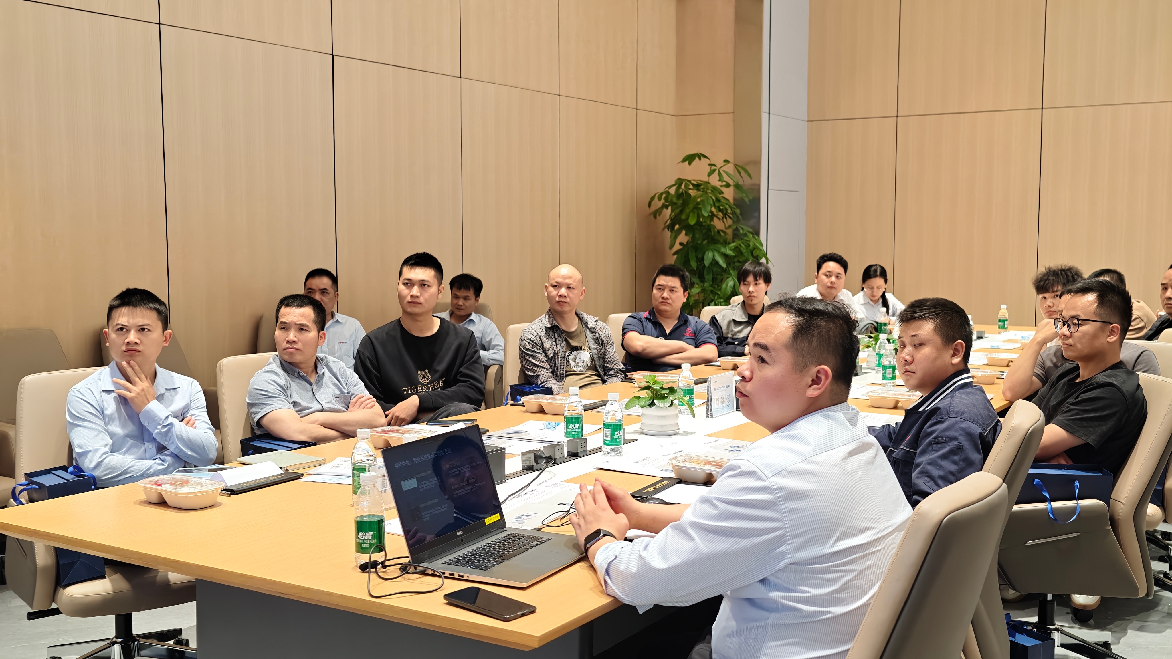 �й���������